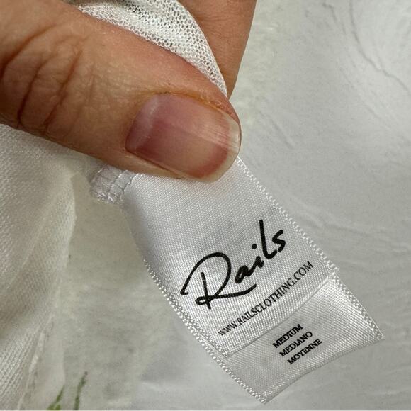 Rails White Linen Cactus Print Tee Shirt Womens M Short Sleeve Sheer V Neck - Picture 6 of 10